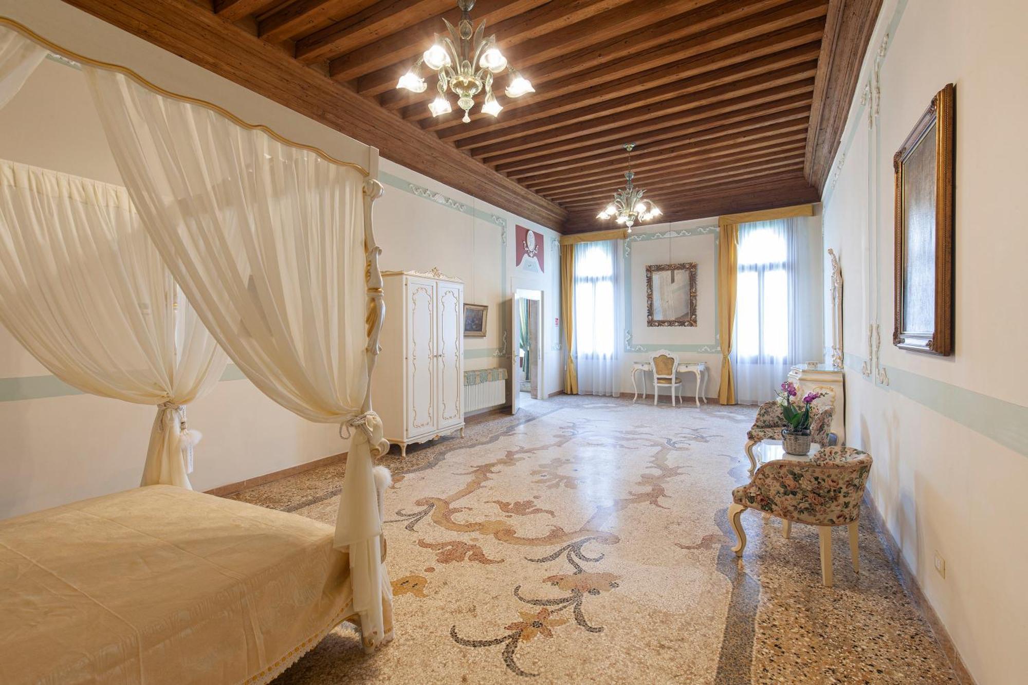 Luxury Apartment Pesaro Papafava Wenecja Zewnętrze zdjęcie